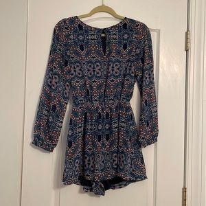 Blue Teal Pink Express Long Sleeve Romper Size XS